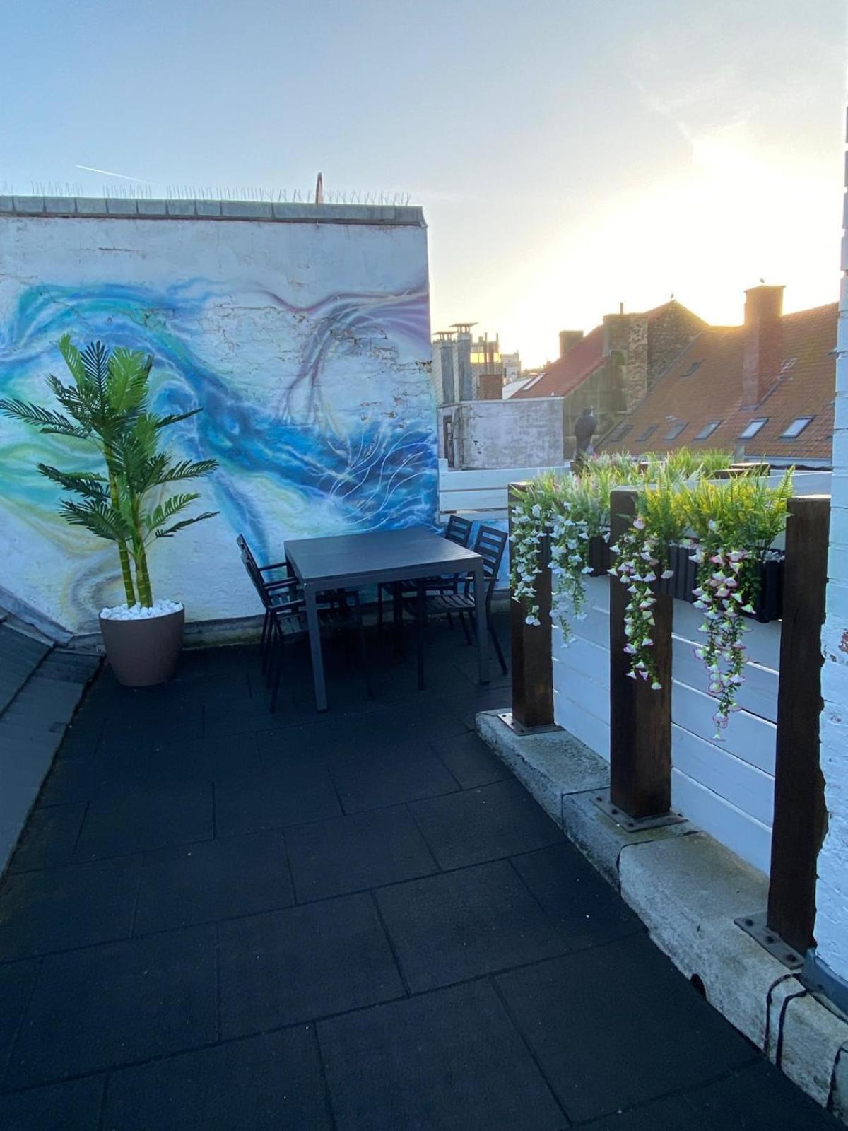 The Rooftop - A Trendy New Apartment With Airconditioning, Large Terrace & Free Parking Oostende Dış mekan fotoğraf